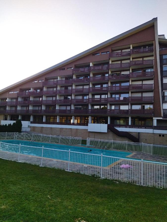 Studio Le Lacuzon Avec Piscine Et Tennis Exterieurs Les Rousses Luaran gambar