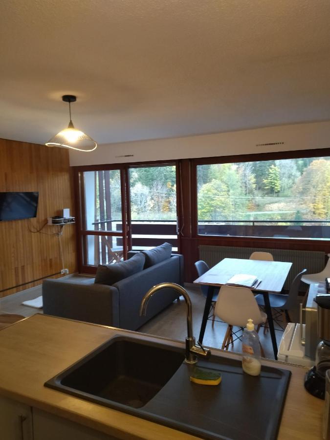 Studio Le Lacuzon Avec Piscine Et Tennis Exterieurs Les Rousses Luaran gambar