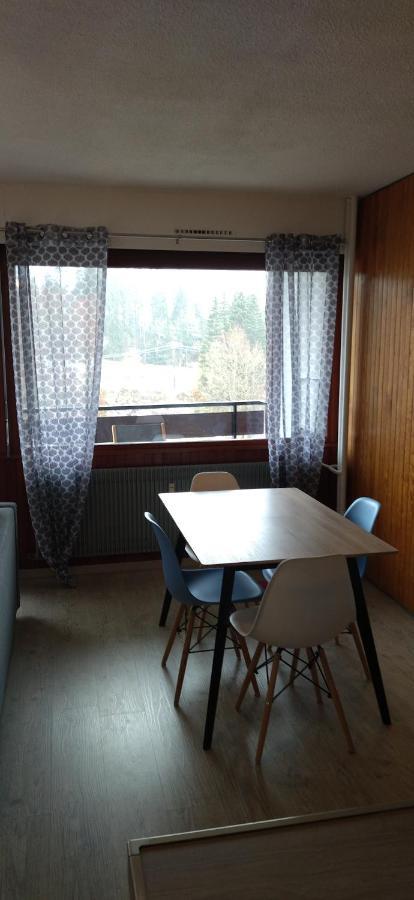Studio Le Lacuzon Avec Piscine Et Tennis Exterieurs Les Rousses Luaran gambar